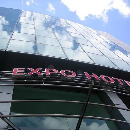 Хотел Expo