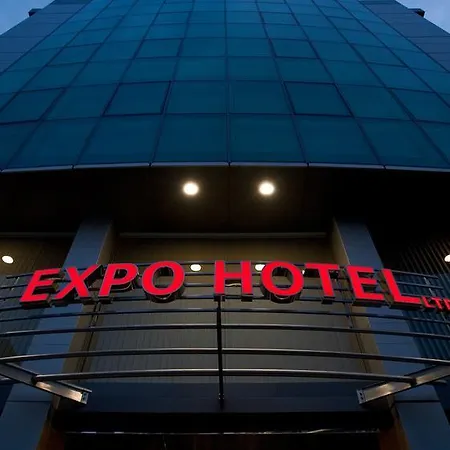 Expo 3*
